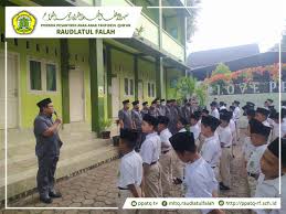 Upacara Rutin